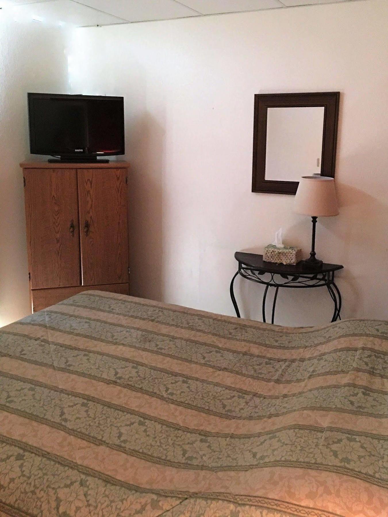 Hunters Lodge Motel Paducah Екстер'єр фото